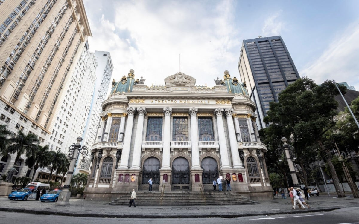 Theatro Municipal do Rio comemora 114 anos com apresentações gratuitas e pré-estreia de ópera