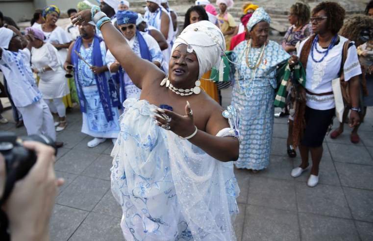 Afoxé Filhos de Gandhi completa 70 anos com festa no Rio