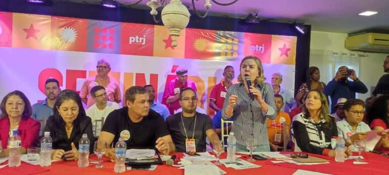 PT avalia candidatura de Lindbergh Farias para prefeitura de Nova Iguaçu