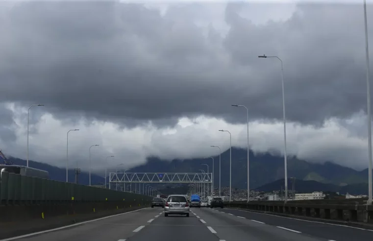 Tempo no feriadão: previsão é de chuva e céu nublado no Rio, inclusive durante o eclipse