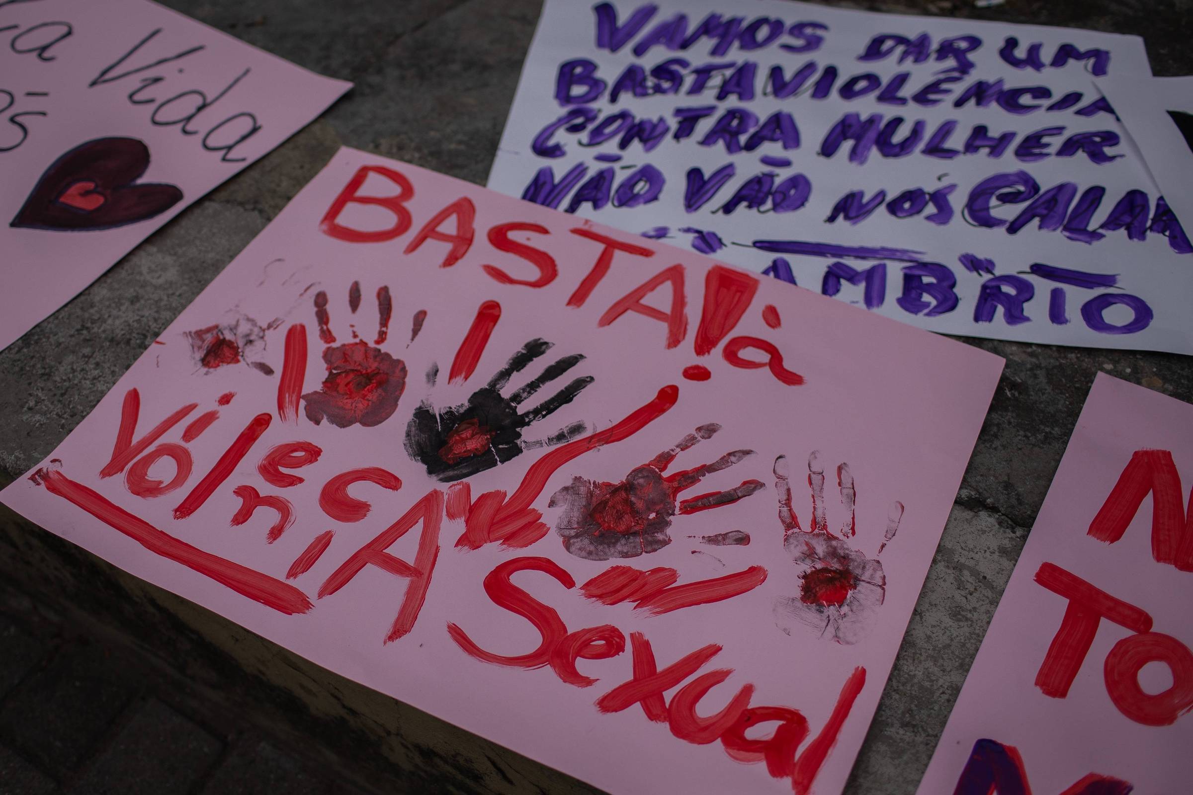Violência Contra a Mulher no Rio de Janeiro: Dossiê Revela 14 Vítimas a Cada Hora
