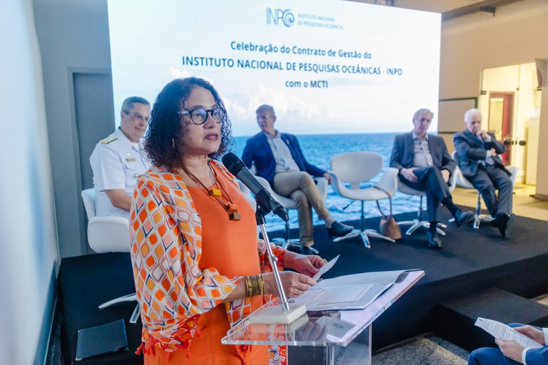 MCTI celebra contrato de gestão com Instituto Nacional de Pesquisas Oceânicas no Rio