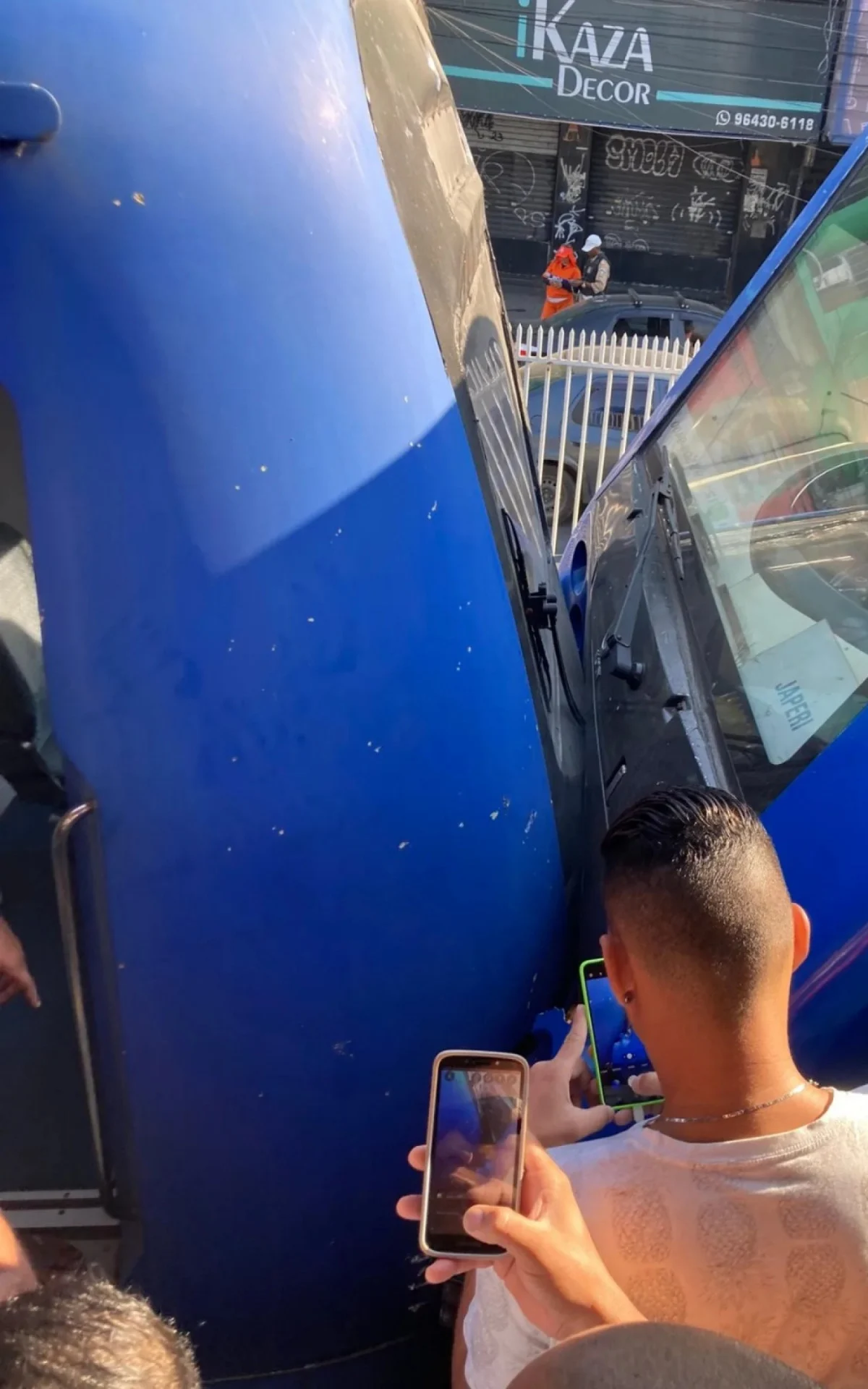 Colisão entre trens na estação de Madureira gera transtornos e deixa sete passageiros feridos