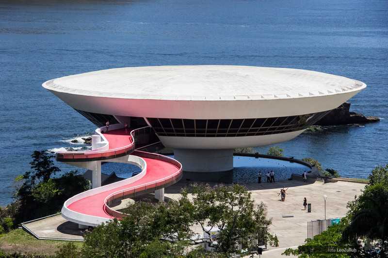 Niterói realiza aulão de defesa pessoal para mulheres no MAC neste sábado