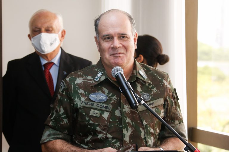 Ex-comandante do Exército dá sua versão sobre o golpe de Bolsonaro