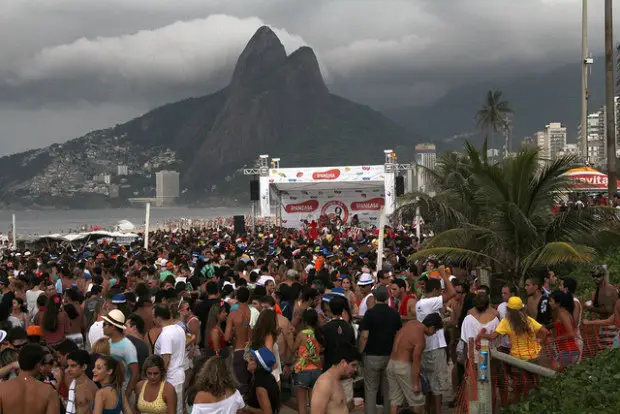 Qual a previsão do tempo para o carnaval no Rio?
