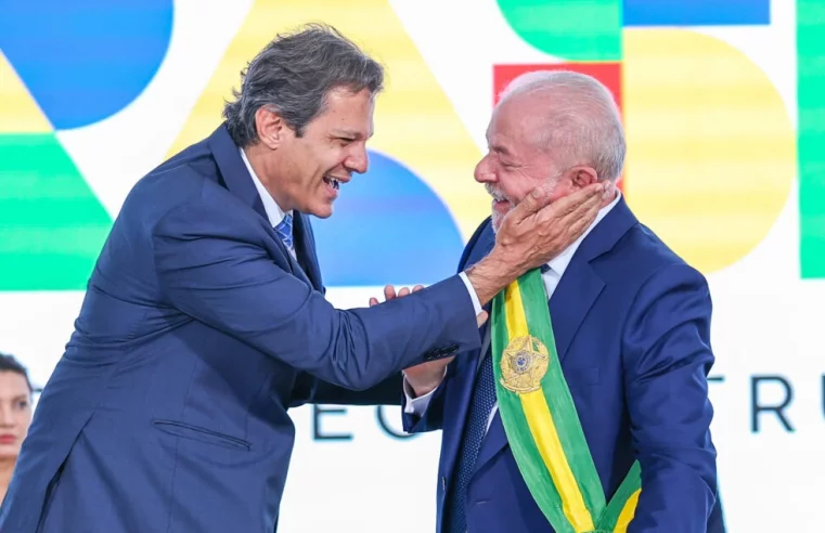 Governo Lula anuncia reajuste em benefícios para servidores públicos