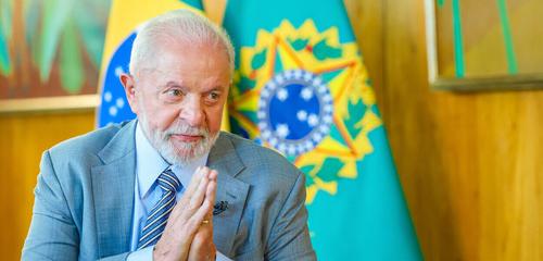 Lula se reúne com ministros para debater redução na conta de luz