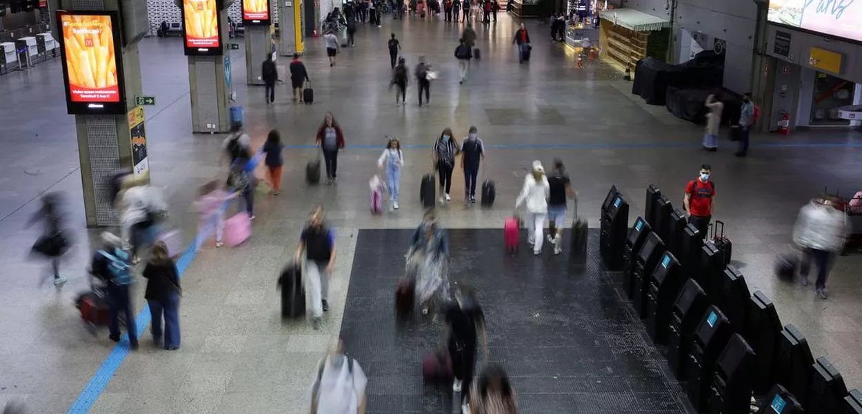 Anvisa Investiga Caso Suspeito de Mpox em Aeroporto de Guarulhos