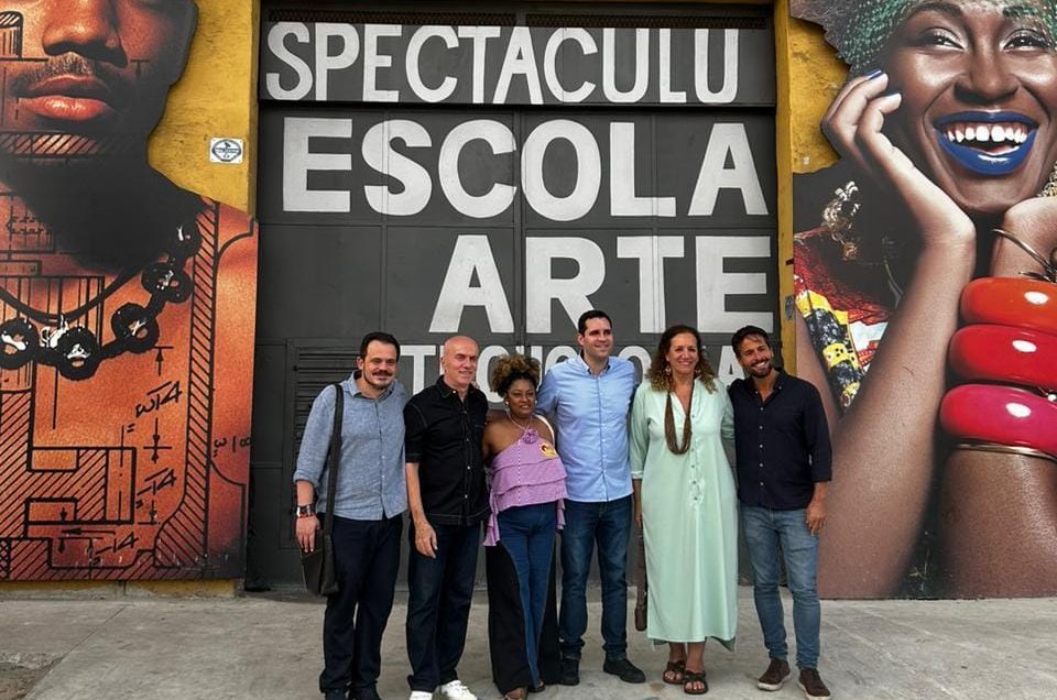 Escola de arte e tecnologia Spectaculu recebe Rafaela Albergaria e Jandira Feghali para encontro sobre cultura