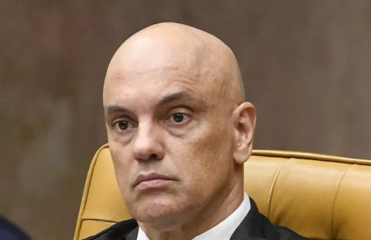 Alexandre de Moraes intima advogados do X a comprovarem representação da plataforma no Brasil