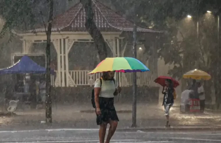 Tempestade perde força em São Paulo, mas mantém estado em alerta