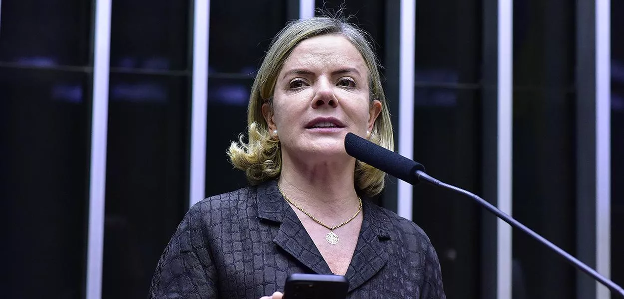 Gleisi Hoffmann propõe emendas contra alterações no cálculo do BPC em Pacote de cortes de gastos