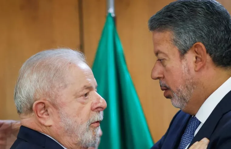 Lula e Arthur Lira discutem legalidade das emendas parlamentares após suspensão pelo STF