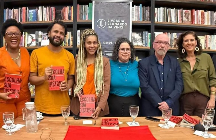 Luiz Eduardo Soares lança “Escolha sua Distopia” e lota livraria no Centro do Rio