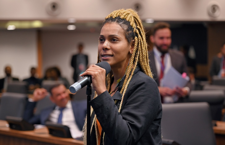 Deputada Dani Balbi protocola três projetos de lei na Alerj com foco em soberania digital, enfrentamento a golpes e proteção de consumidores na internet