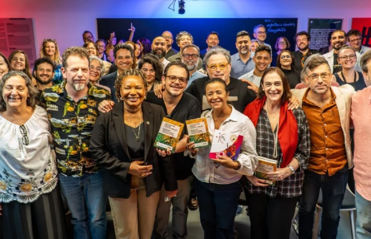 Cultura como direito humano, artigo de Alexandre Santini