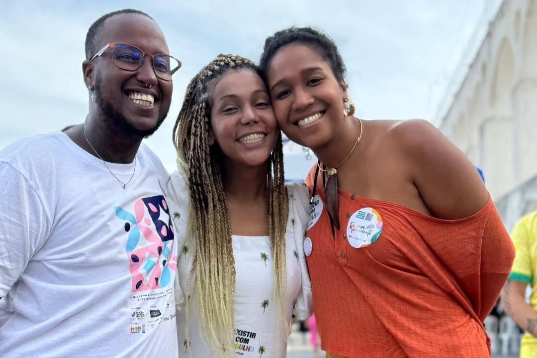 Gab Van se filia ao PCdoB em evento marcado por representatividade e fortalecimento de lideranças trans no Rio