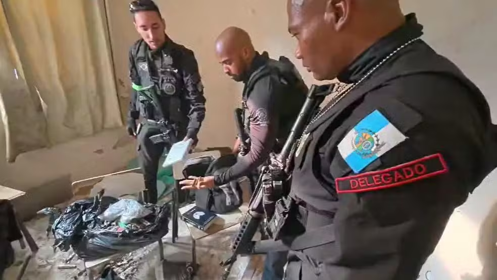 Operação contra o CV avança e revela drogas em escola do Rio