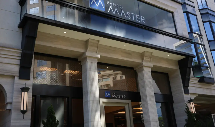 Investimento no Master pressiona gestão da Cedae