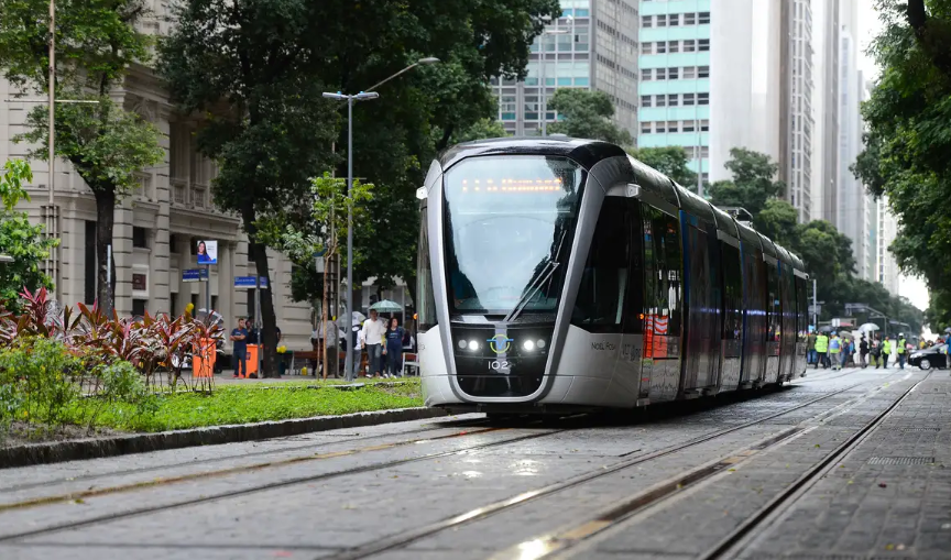 Trilhos ganham força no redesenho do transporte carioca