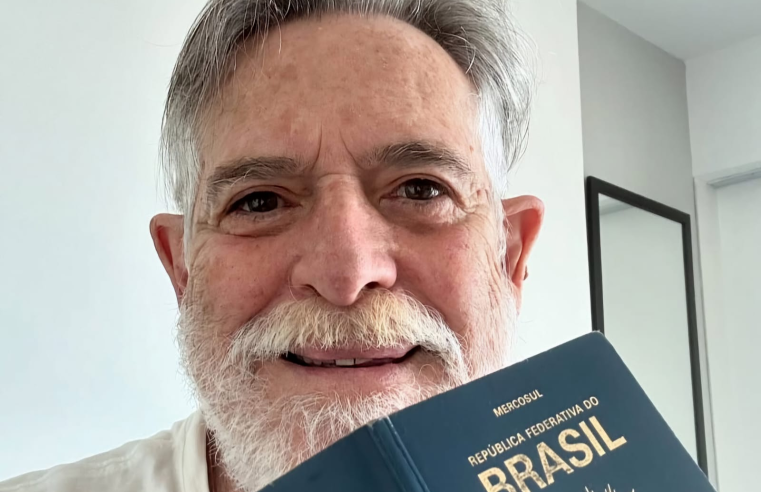 Zé de Abreu entra na política e será candidato pelo PT