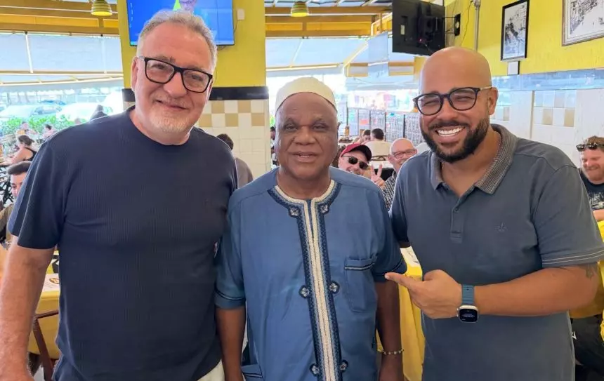 Partido Verde convida babalawô Ivanir dos Santos para pré-candidatura ao Senado