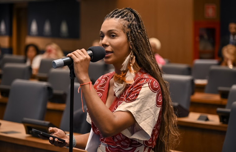 Alerj aprova programa Jovens Embaixadores do Livro para incentivar leitura entre jovens no Rio
