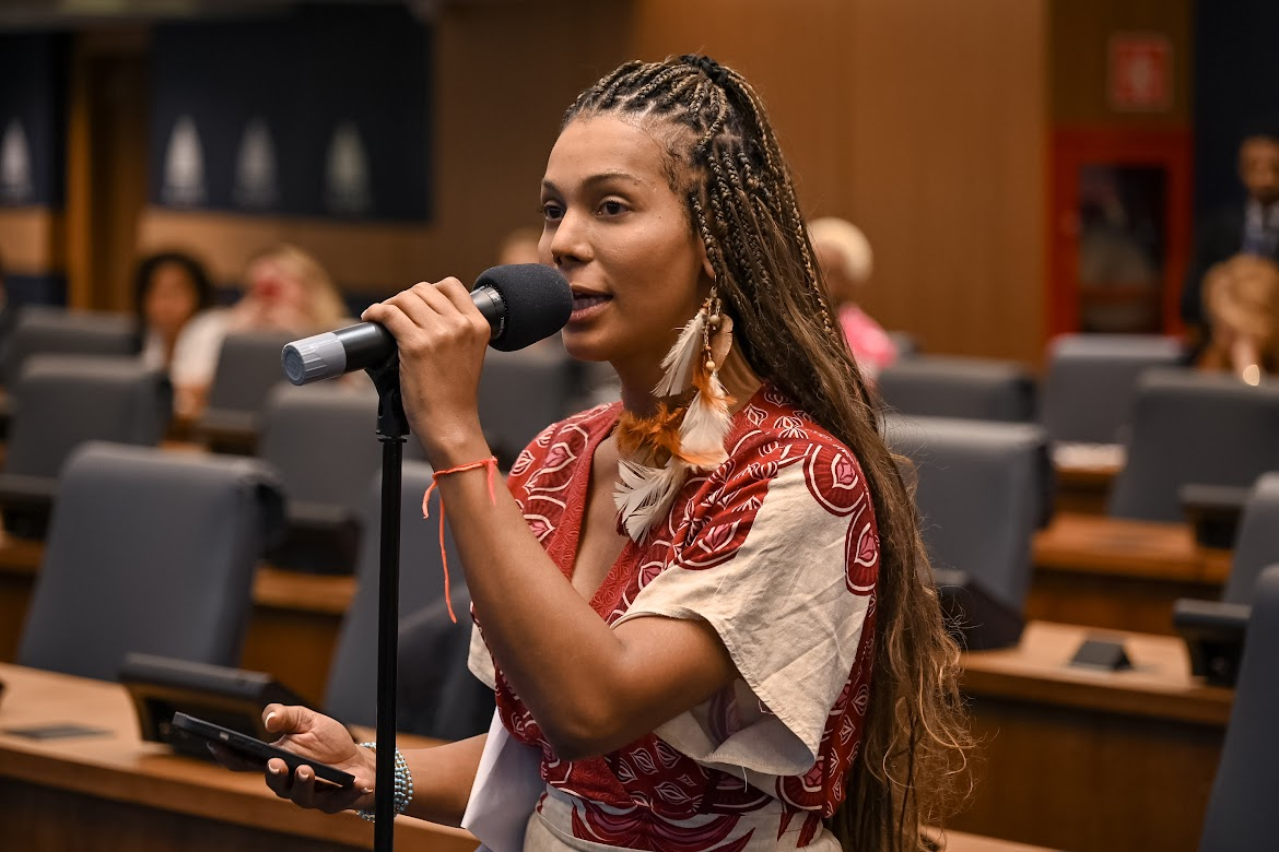 Alerj aprova programa Jovens Embaixadores do Livro para incentivar leitura entre jovens no Rio